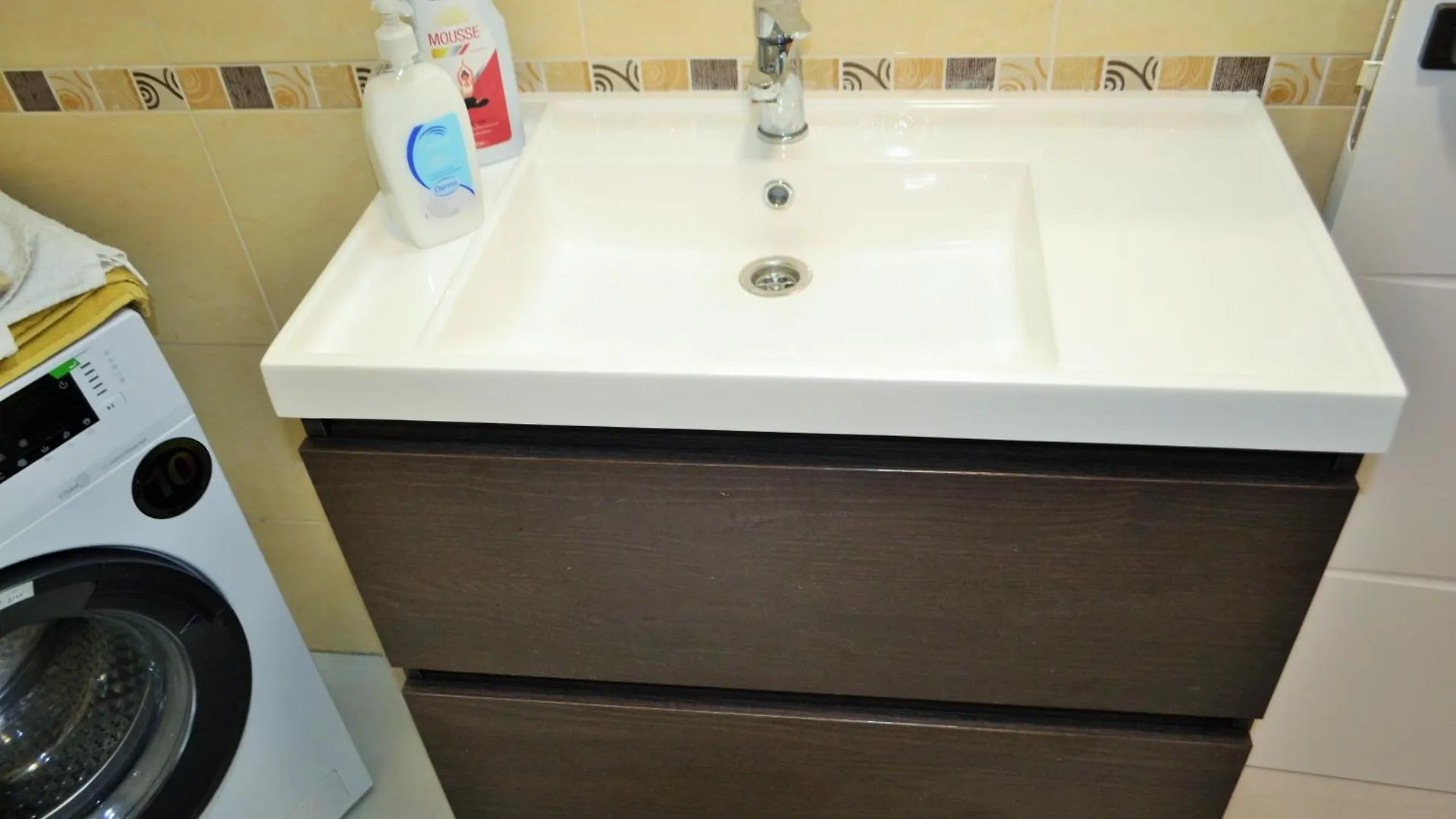 Centro Hospitales Saturno Apartment Malaga Spain